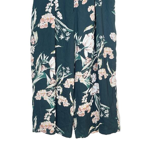 NEW City Chic Jumpsuit Women's Size 16 Green Fresh Field Floral Off The Shoulder - Picture 7 of 9